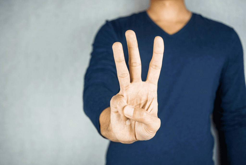 “Top 3 Social Media Stocks Making Big Money from Online Ads”