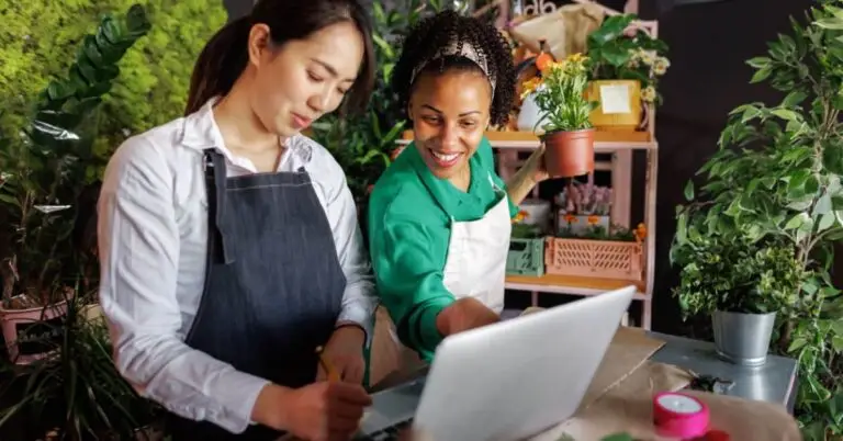 Illustration of automation in small-business banking improving financial operations for efficiency and growth