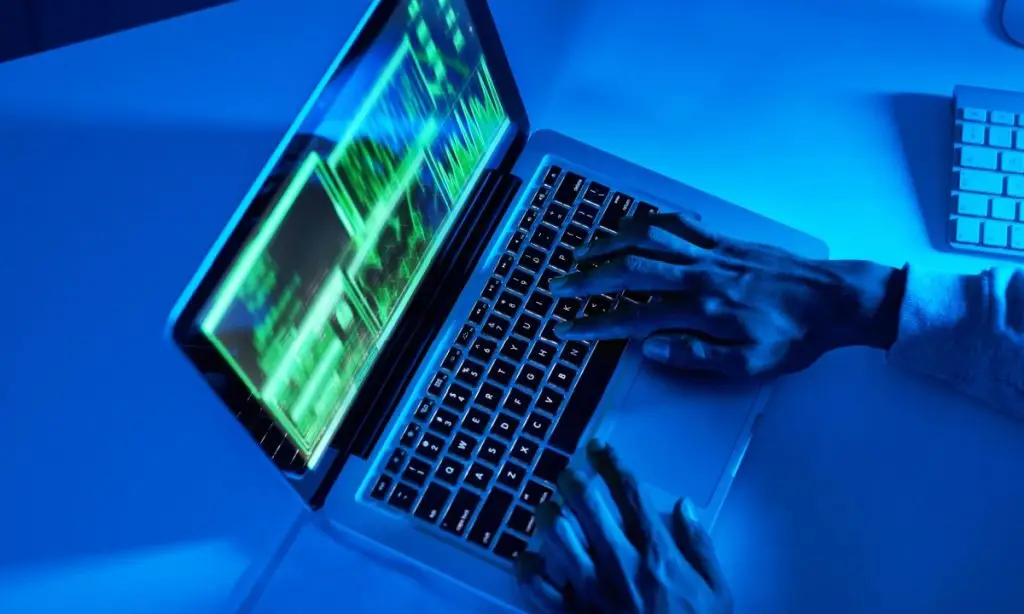 Trickbot: Law Finally Identifies Hacking Leader ‘Stern’